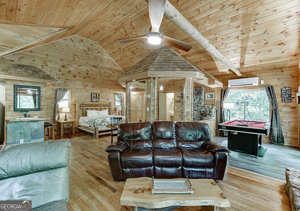 493 Vista View PL