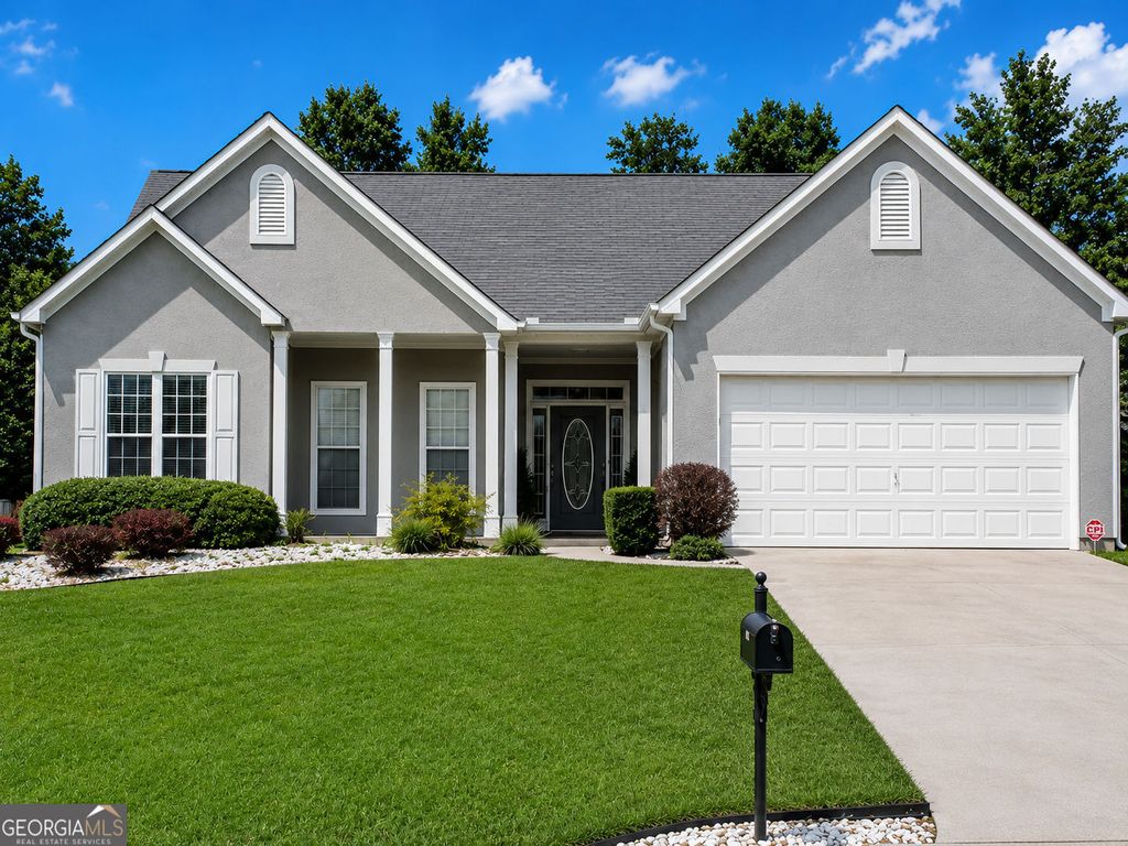 Photo of 1431 Soaring Pointe, Marietta, GA 30062 (MLS # 10768189)