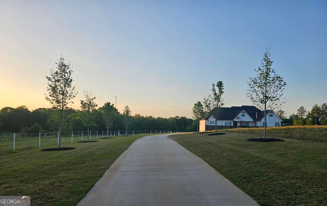 433 Clover DR
