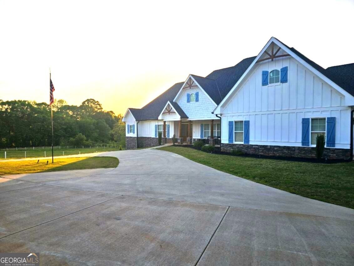 433 Clover DR