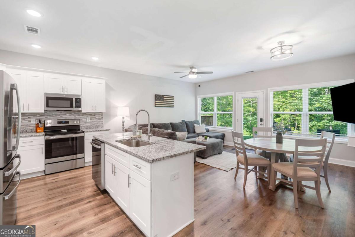 239 Hood Park DR