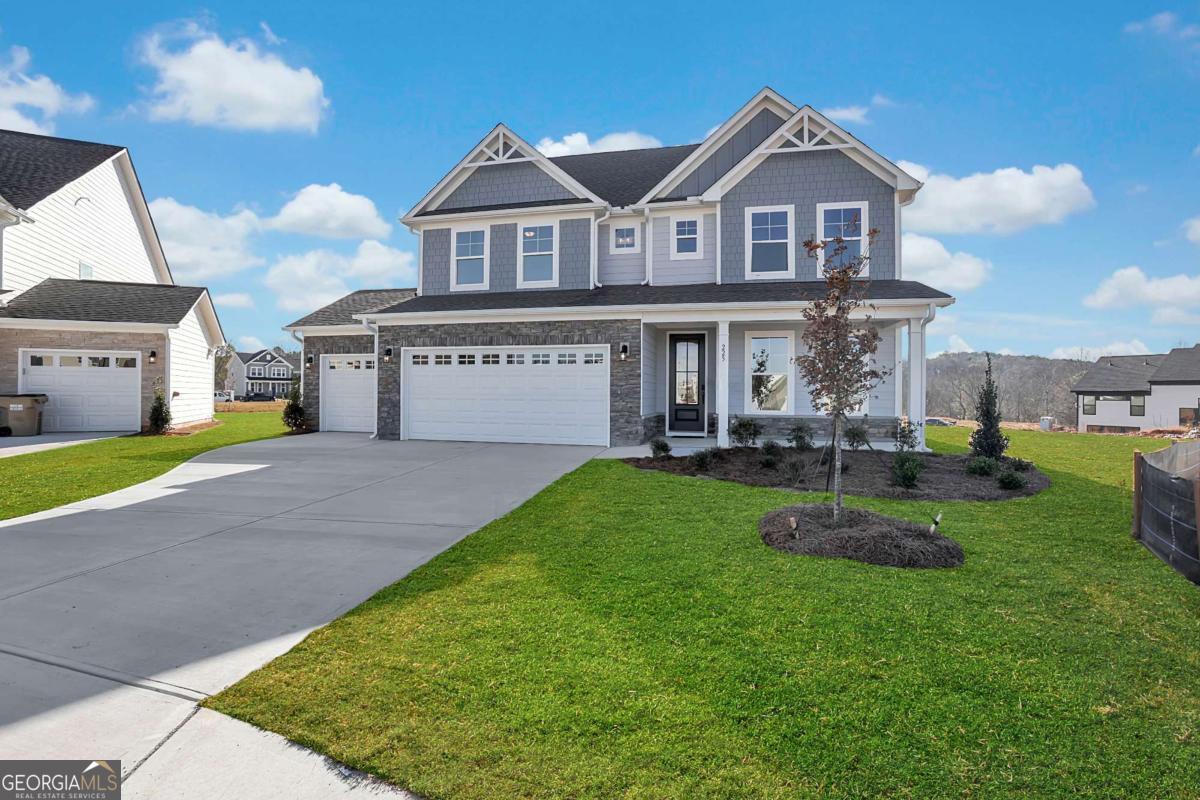 220 Coffee LN