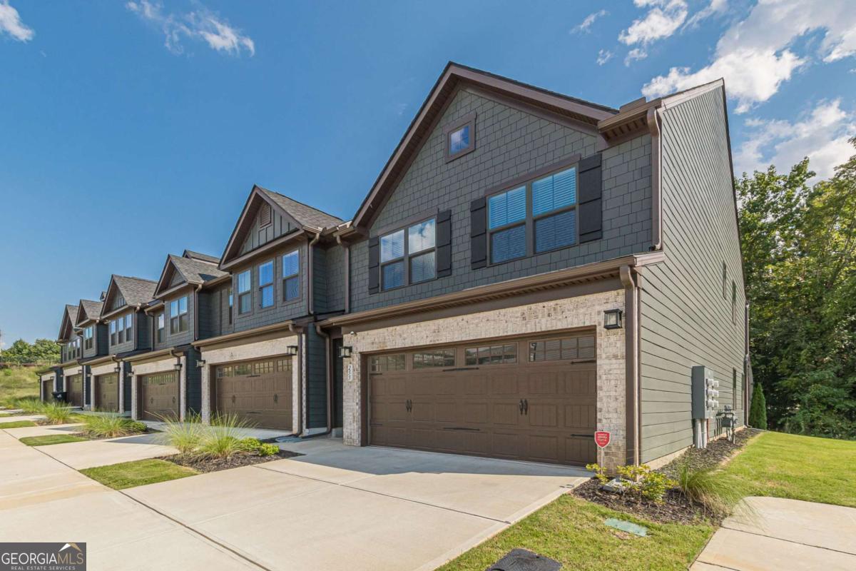 255 Climbing Ivy CIR