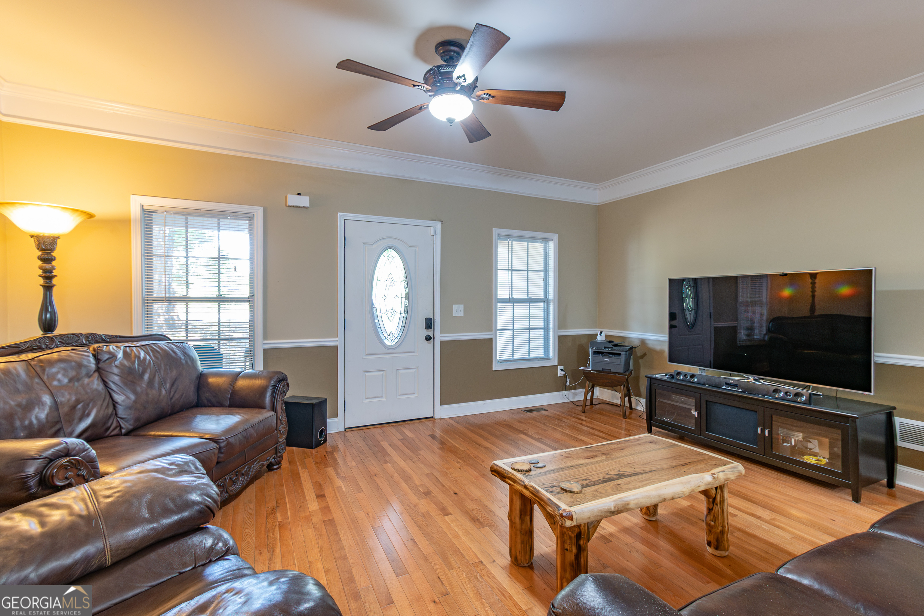 2208 Clarendon CT NE