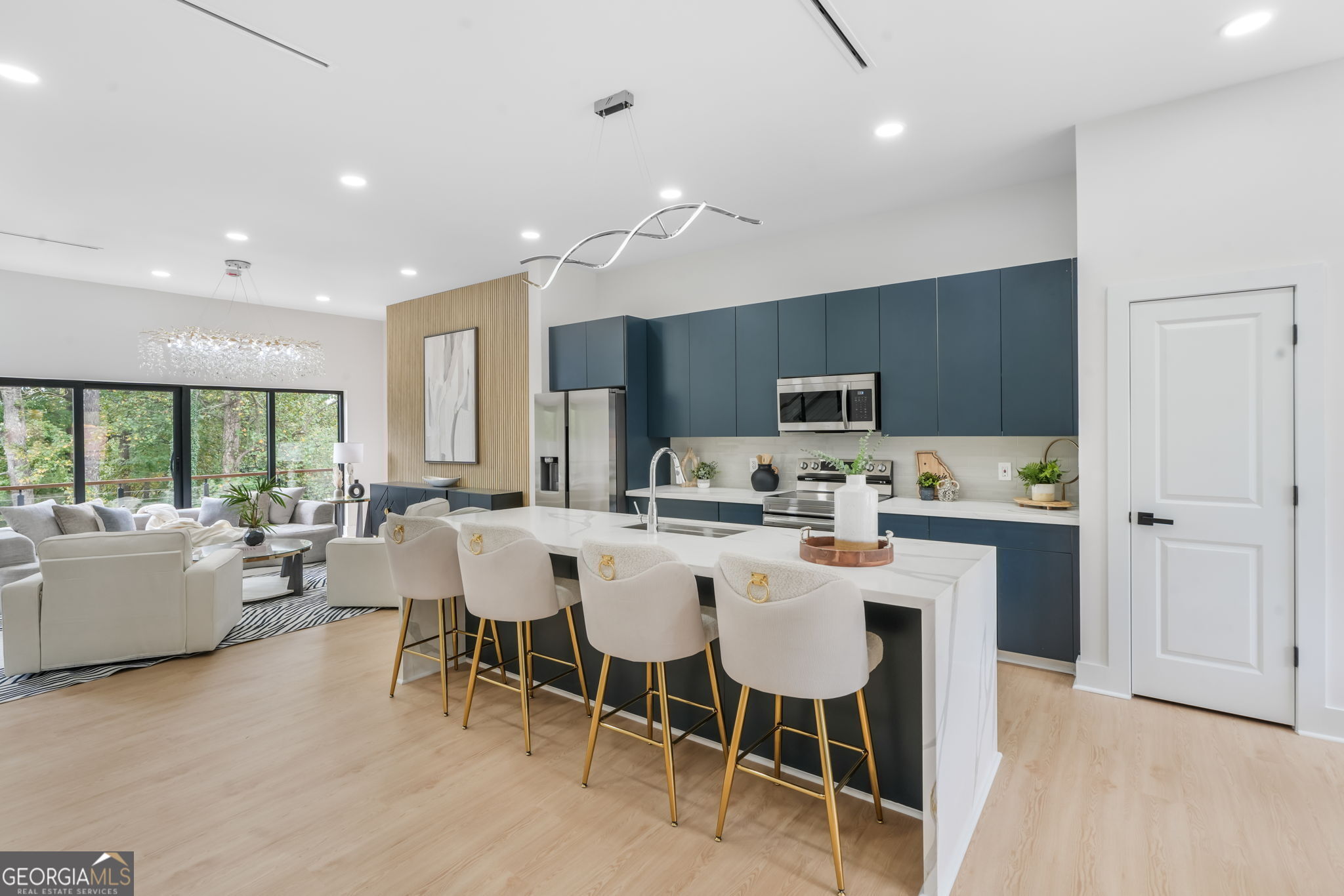 3265 Memorial DR 604