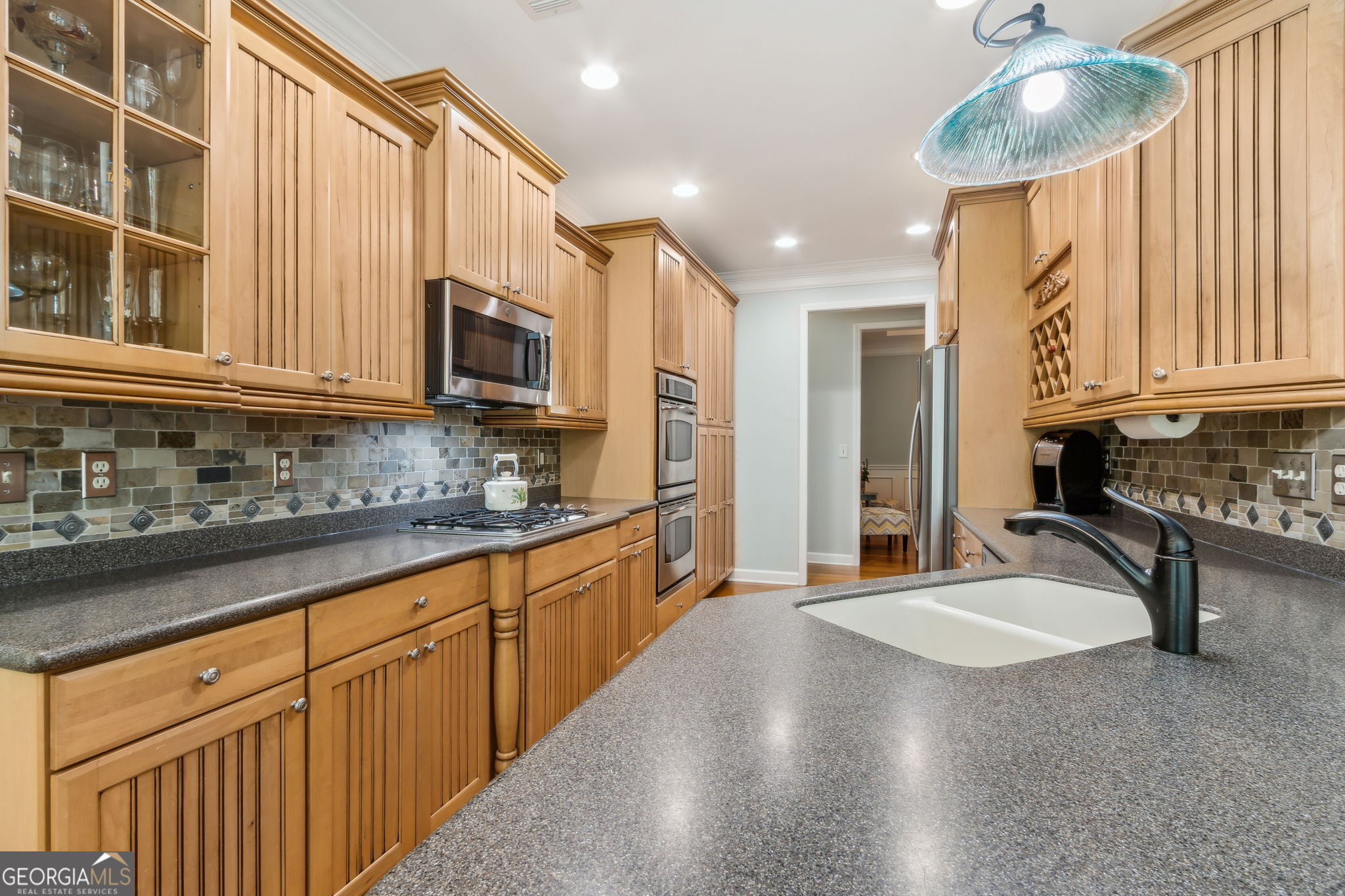 601 Laurel XING