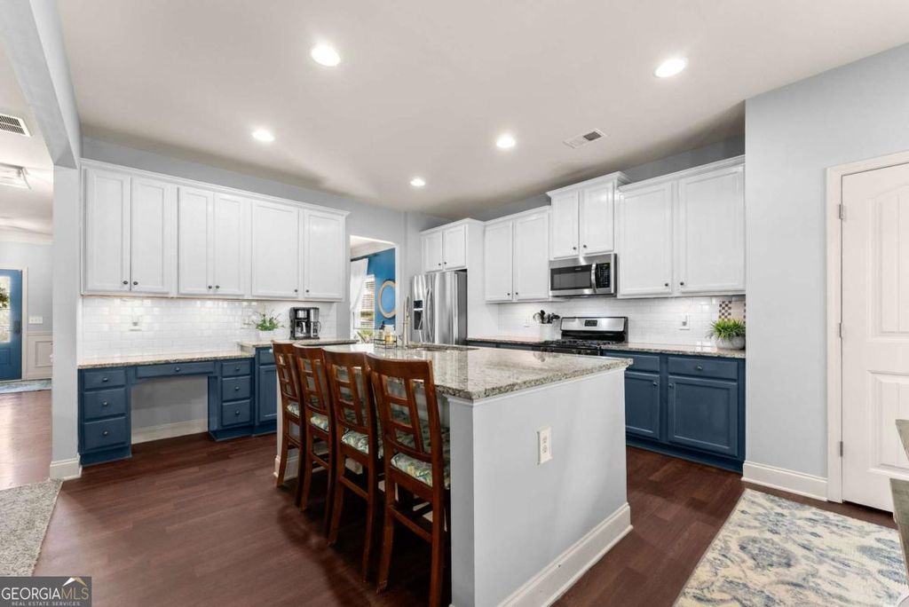 Photo of 6220 Crescent Landing Drive, Cumming, GA 30028 (MLS # 10736098)