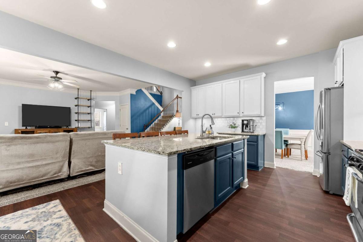 6220 Crescent Landing DR