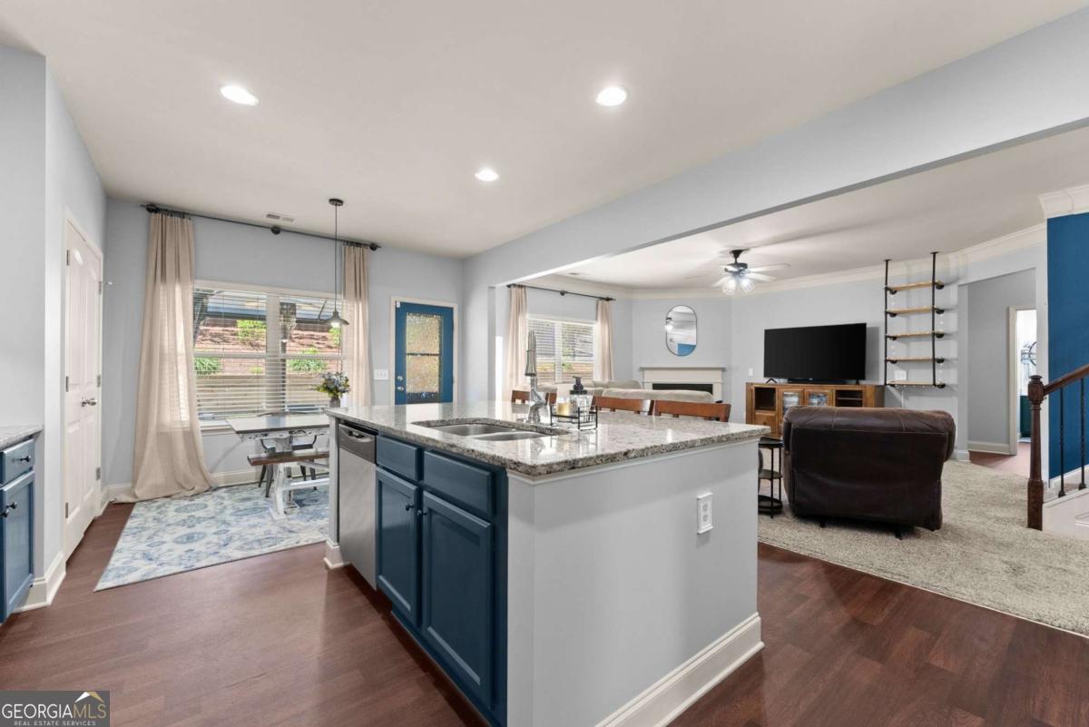 6220 Crescent Landing DR