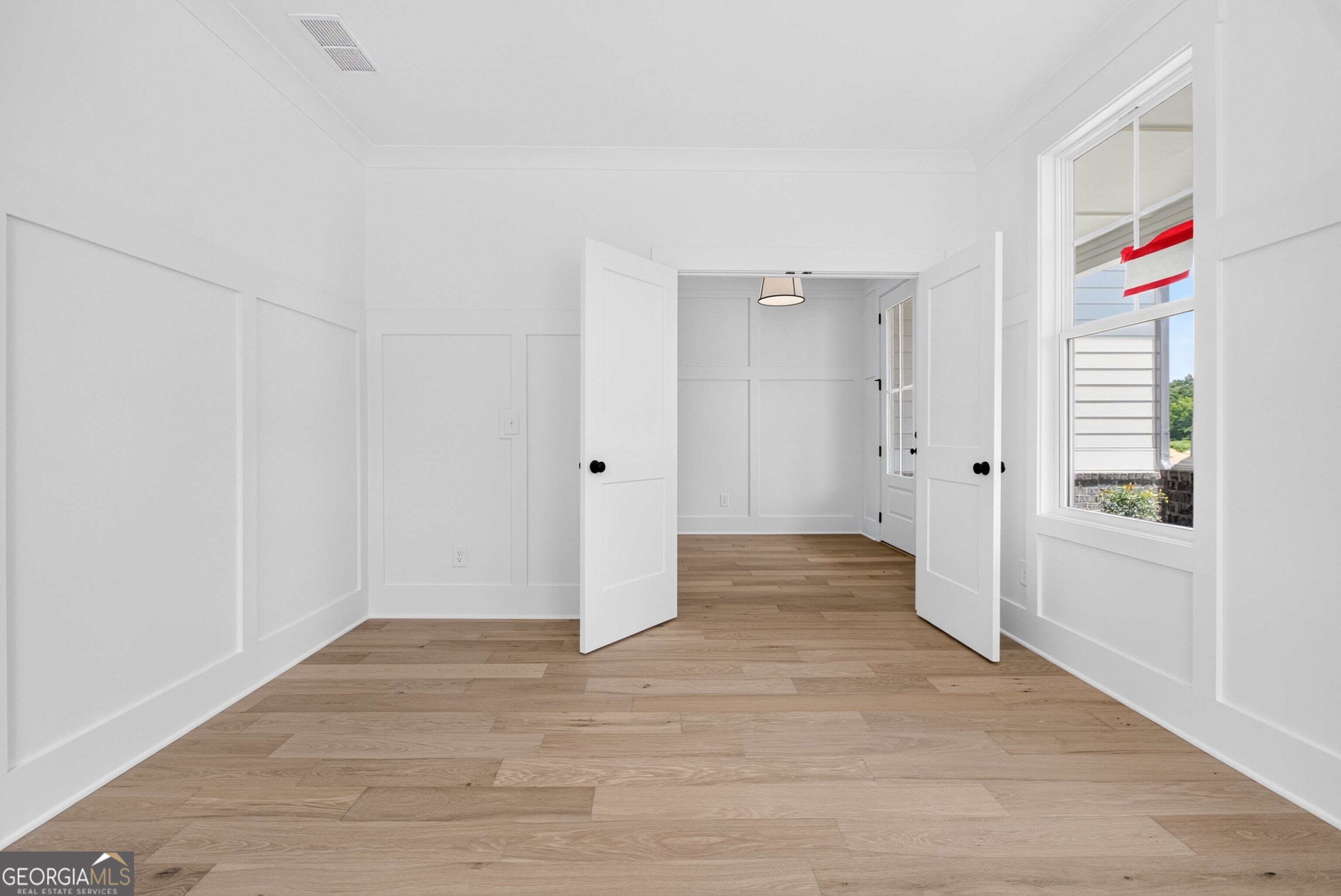 5591 Meadowstone Walk