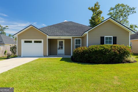 1724 Eli PL Valdosta GA 31602