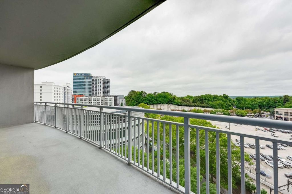Photo of 3338 Peachtree Road NE #903, Atlanta, GA 30326 (MLS # 10758153)