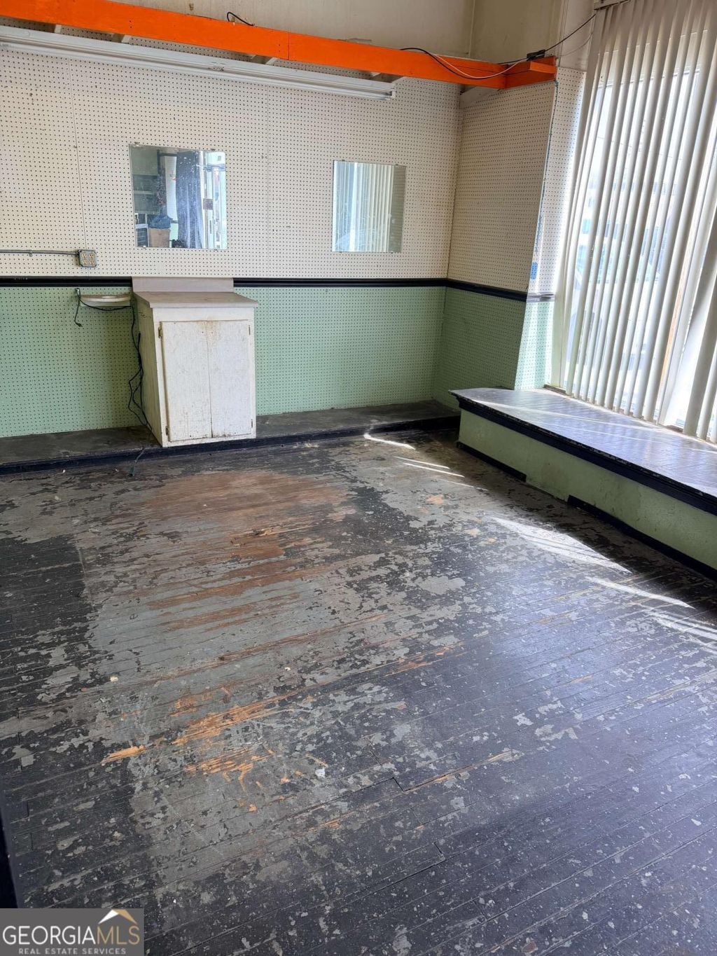 Photo of 875 Tebeau Street, Waycross, GA 31501 (MLS # 10691411)