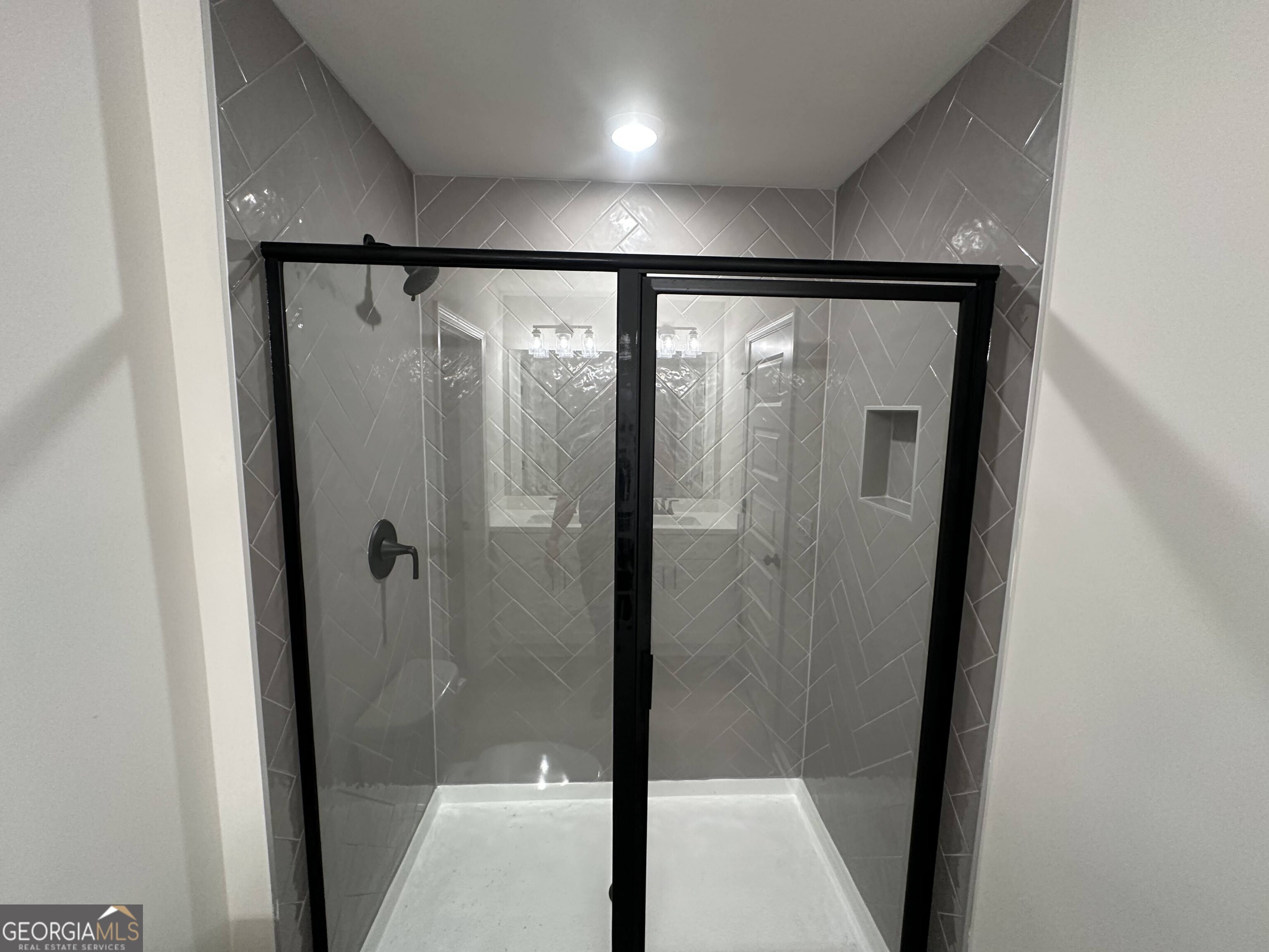 826 Glennferry BND SW