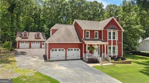 Photo of 135 E Clinton Drive SW, Rome, GA 30165 (MLS # 10782895)