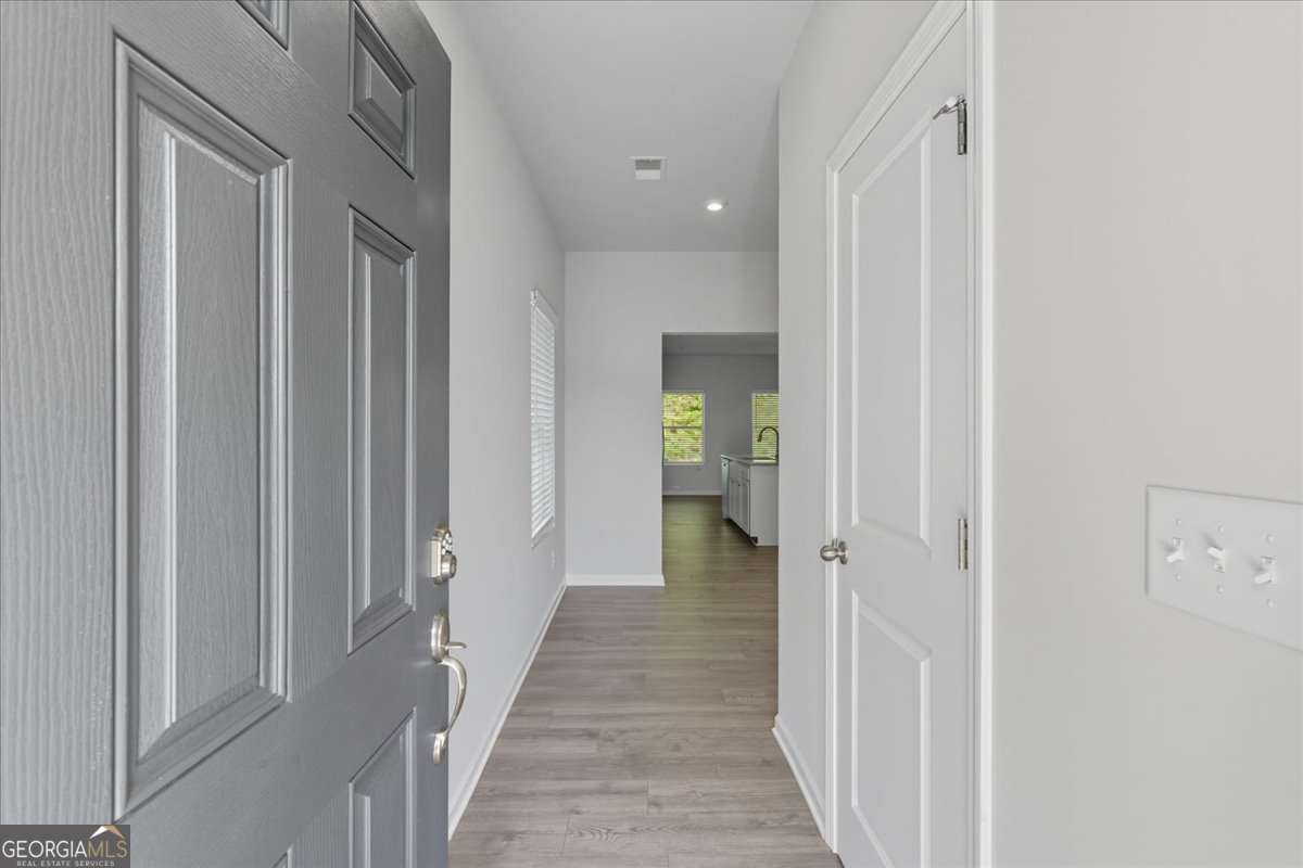 1163 PARK CENTER CIR