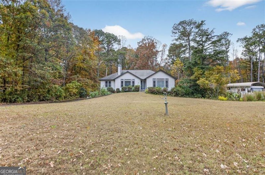 Photo of 2222 Amber Creek Trail, Buford, GA 30519 (MLS # 10663359)