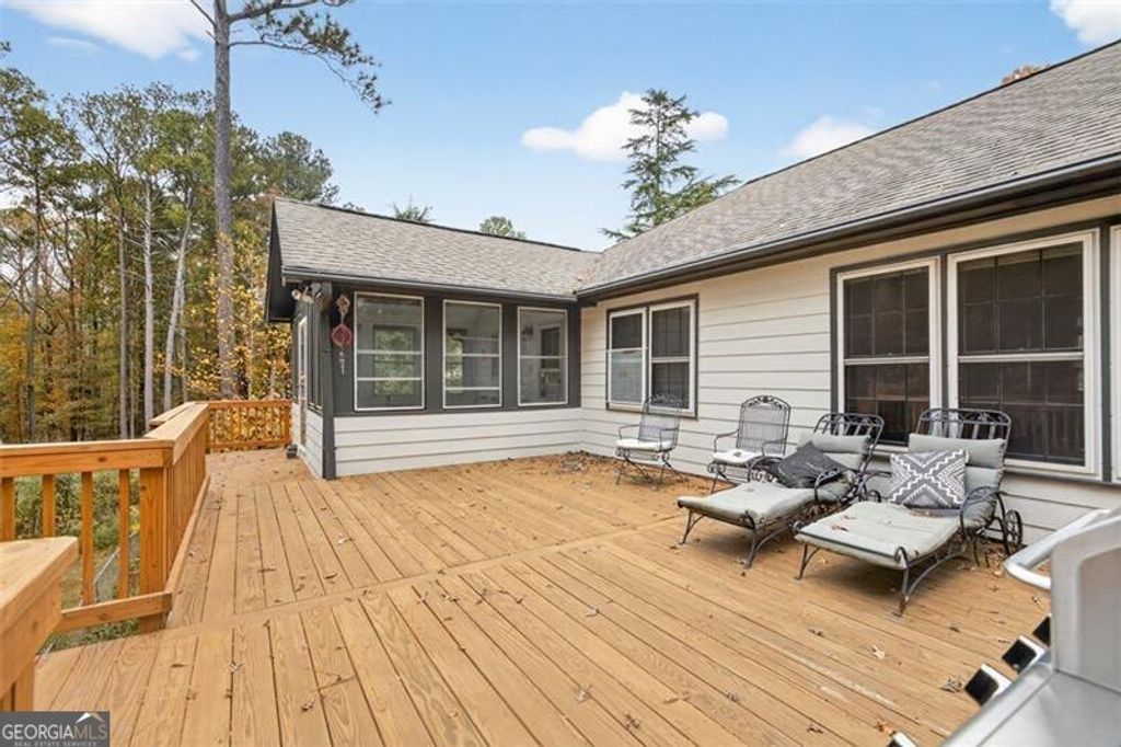 Photo of 2222 Amber Creek Trail, Buford, GA 30519 (MLS # 10663359)