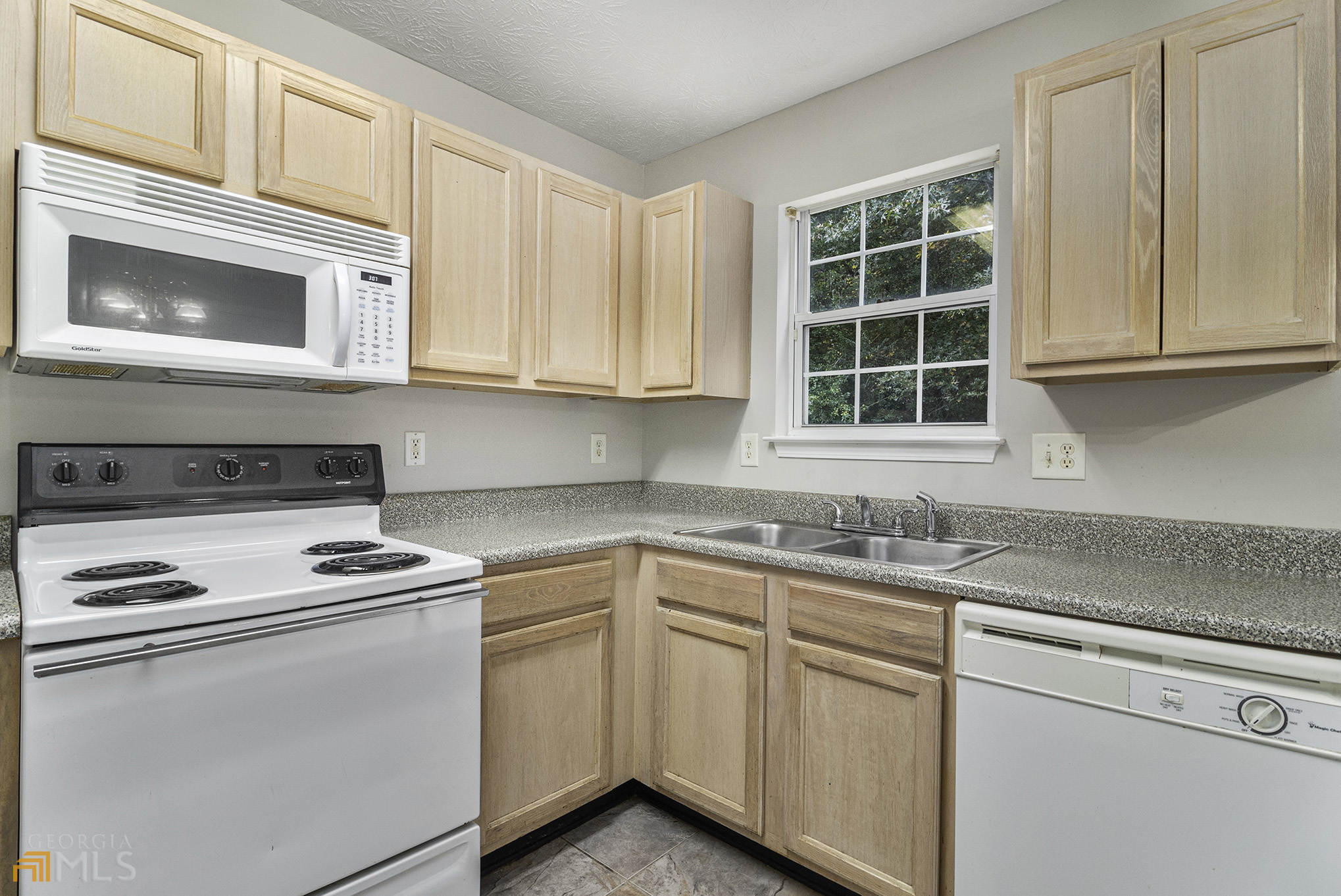 Chestnut Lake Preserve - Residential