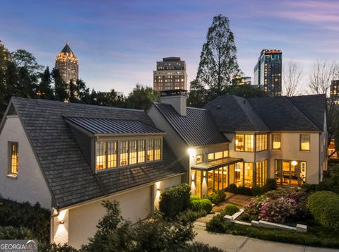 123 Peachtree CIR Atlanta GA 30309