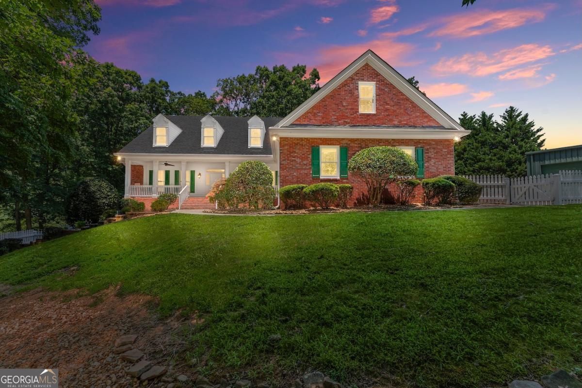 5755 Hopewell RD