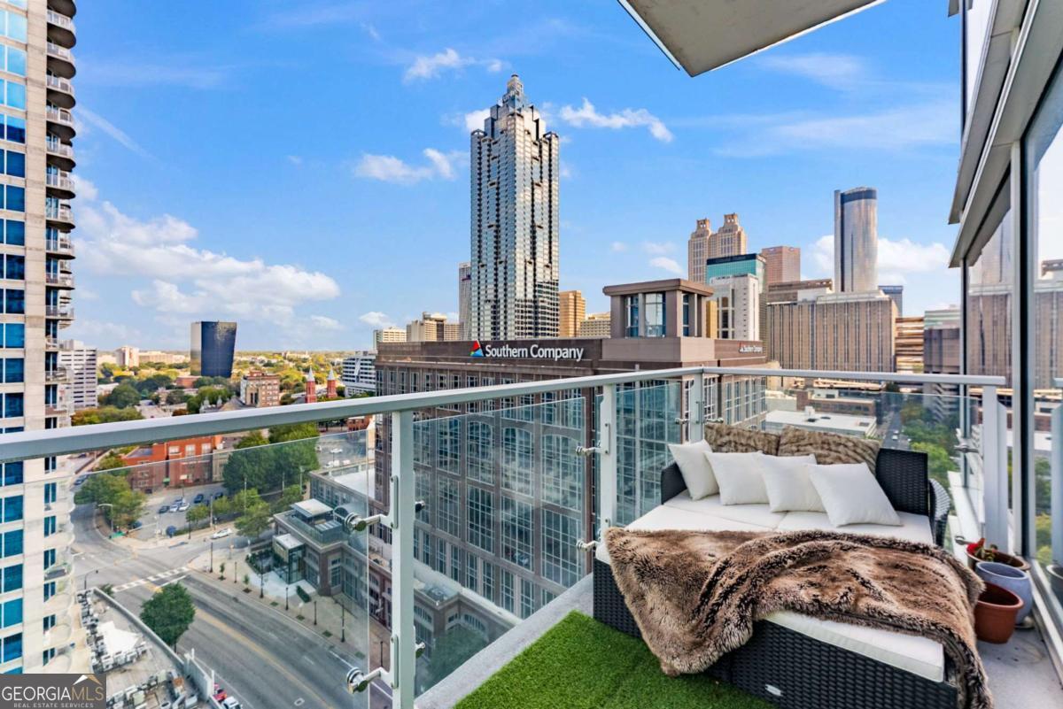 W Residences - Residential