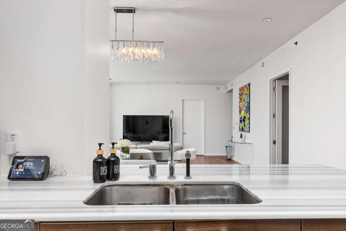 W Residences - Residential