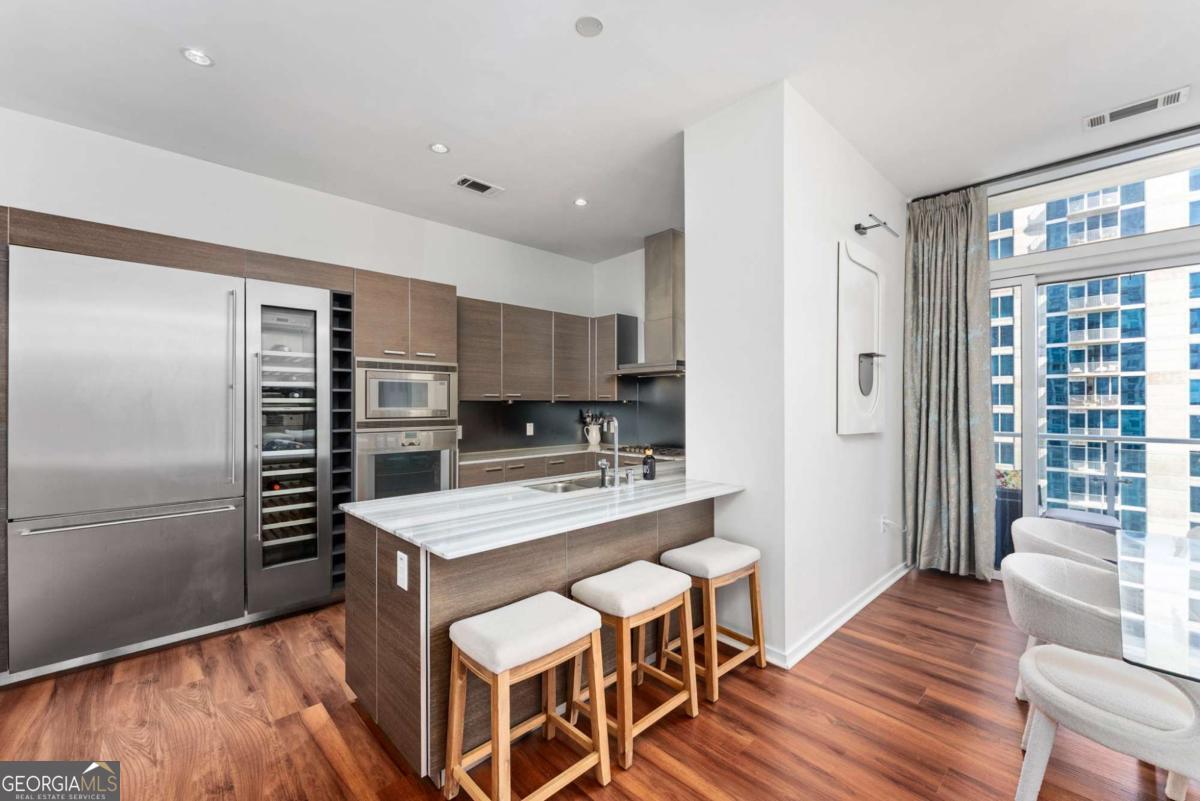 W Residences - Residential