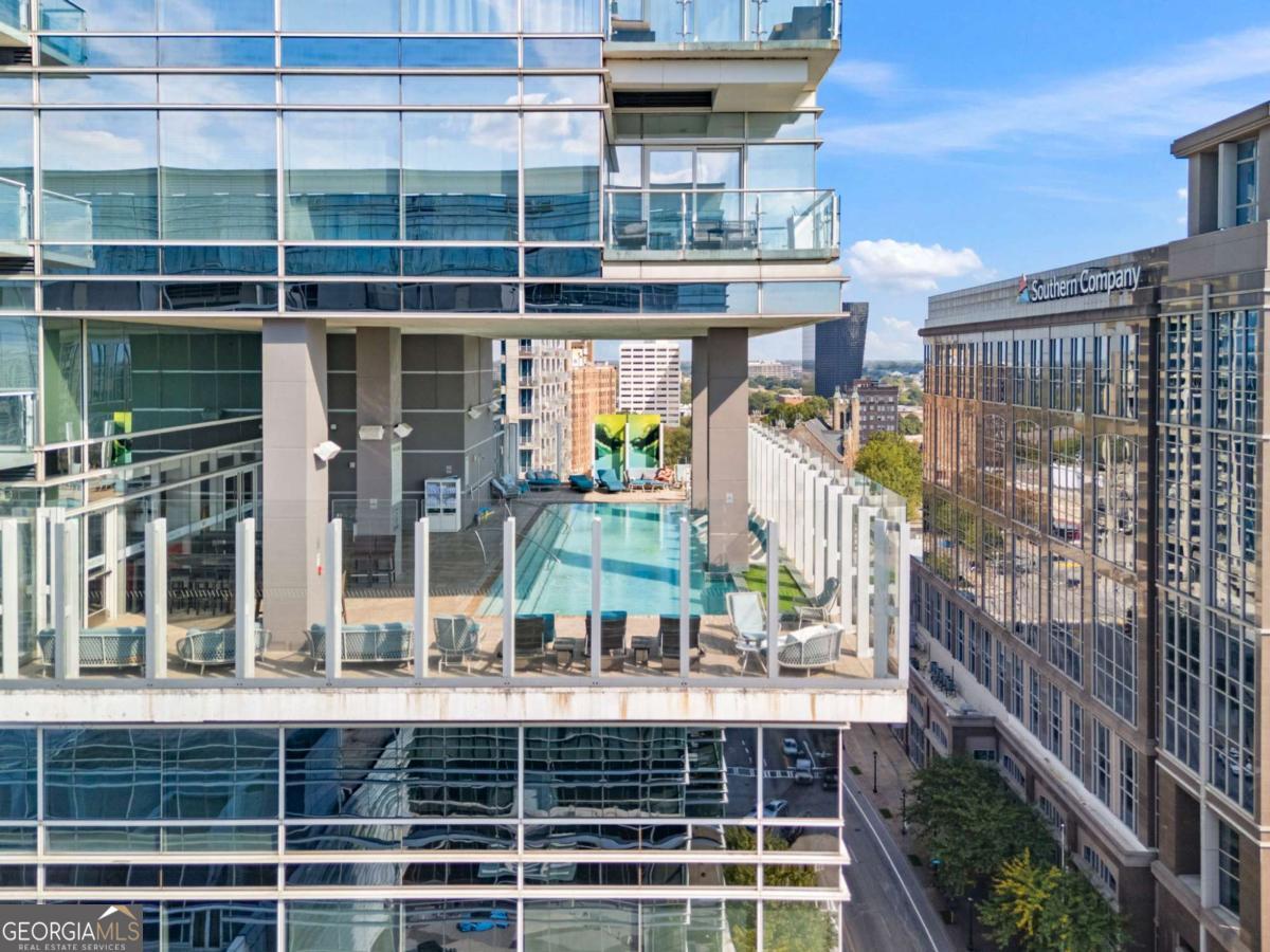 W Residences - Residential