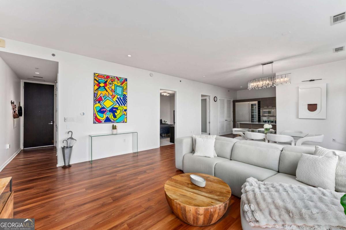 W Residences - Residential