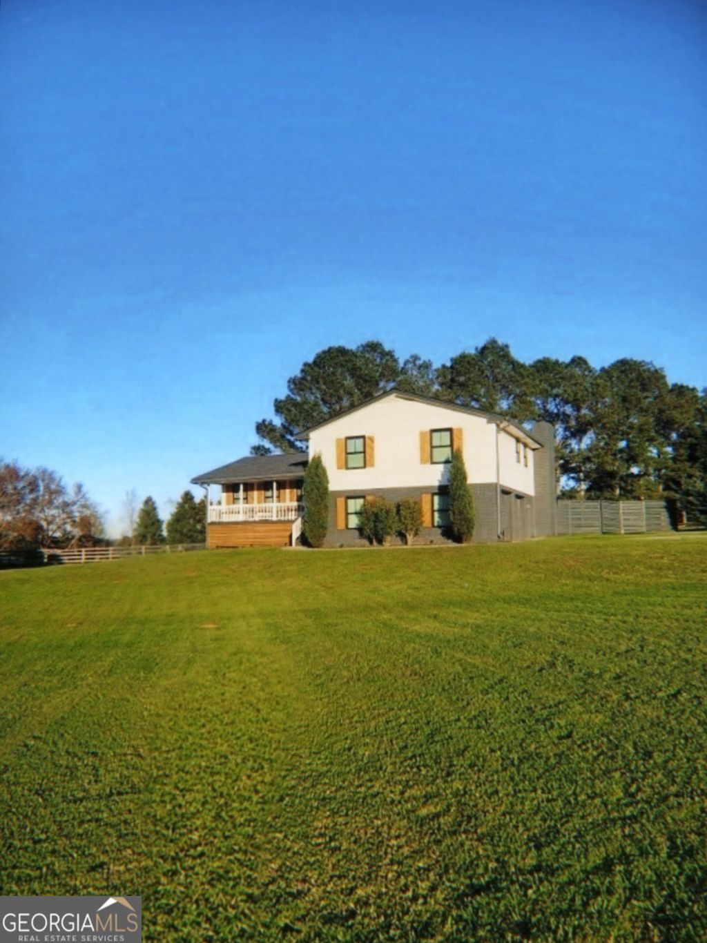 Photo of 1010 Twin Rivers Road, Greensboro, GA 30642 (MLS # 10734647)