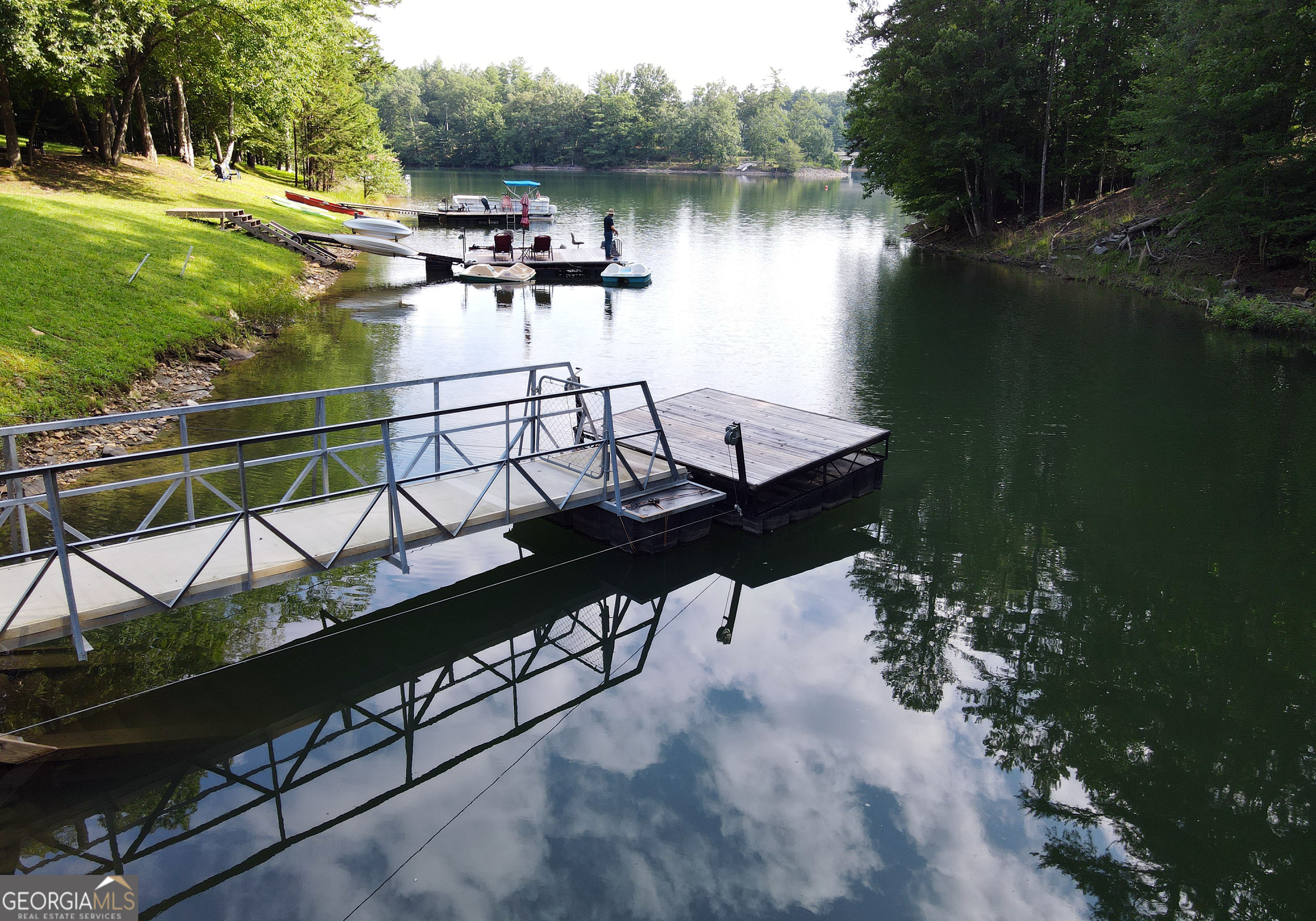 210 Twin Brook DR