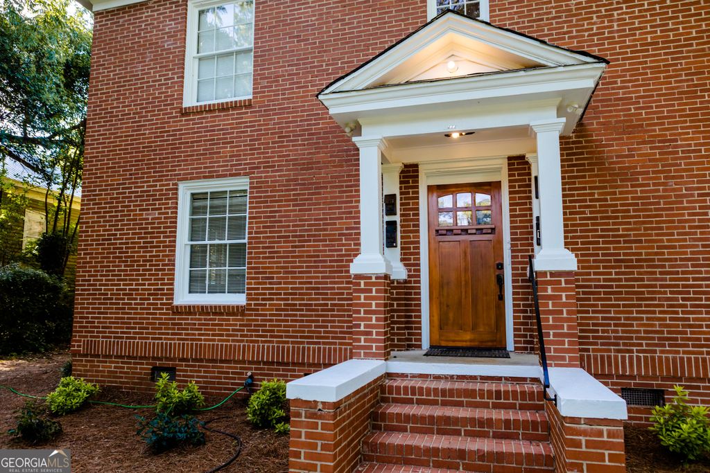 Photo of 111 E Screven Street, Milledgeville, GA 31061 (MLS # 10701265)