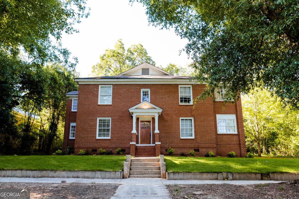 Photo of 111 E Screven Street, Milledgeville, GA 31061 (MLS # 10701265)