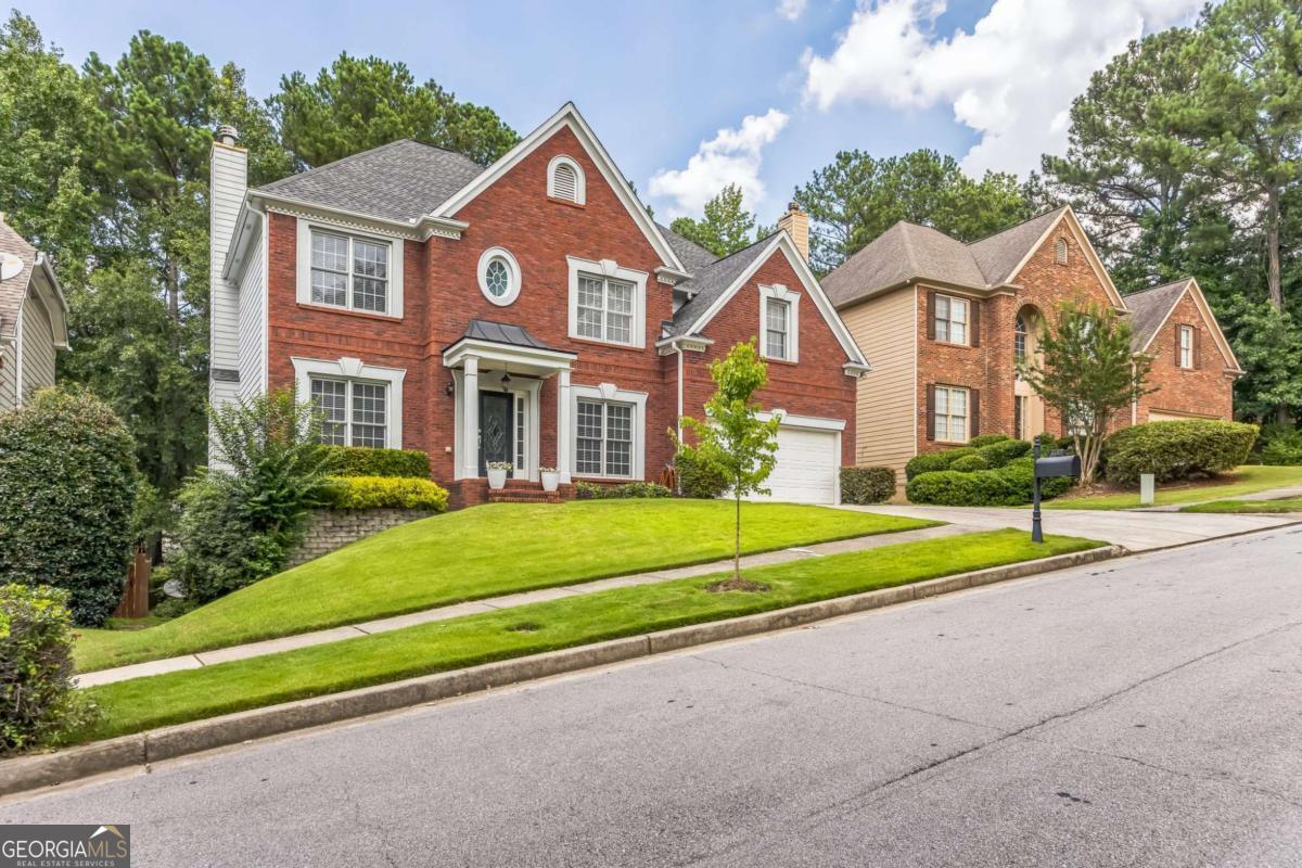 4107 Suwanee Trail WAY