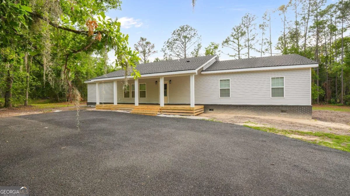 2021 Sparrow Lane, Blackshear, GA, 31516