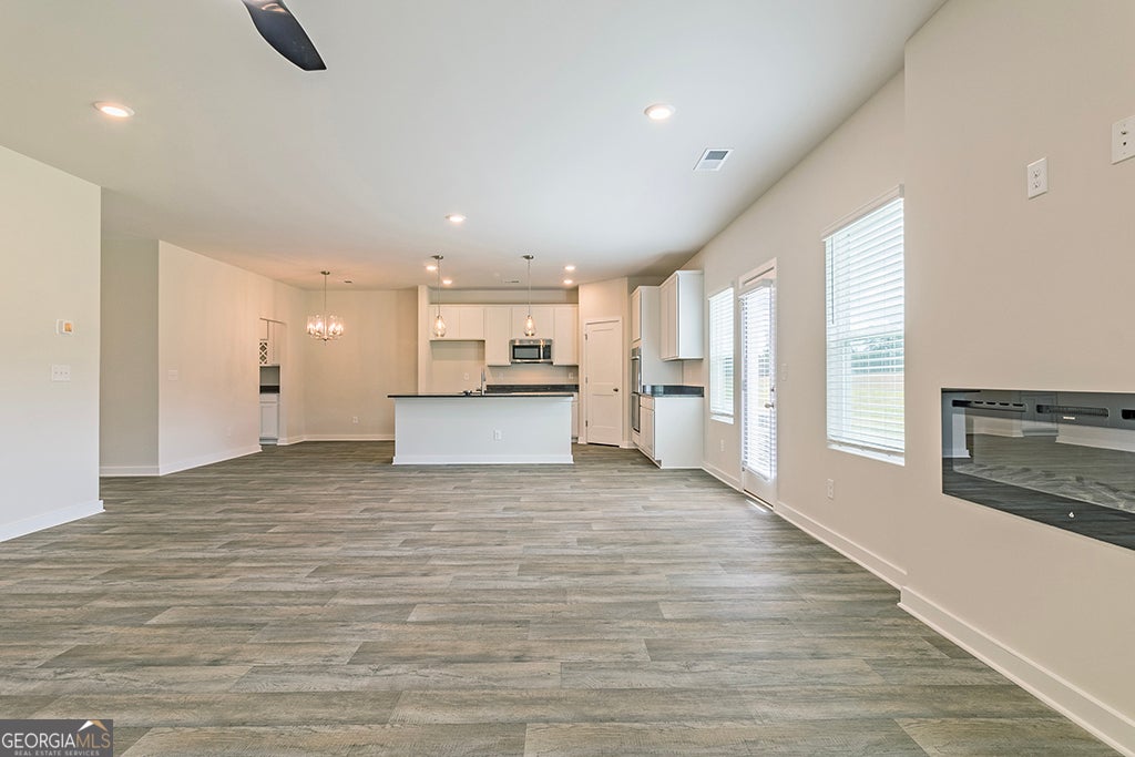 330 Jarrett ST