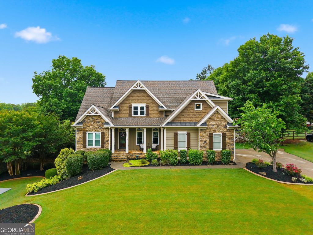 Photo of 212 Autumn Glen Trail, Woodstock, GA 30188 (MLS # 10761954)