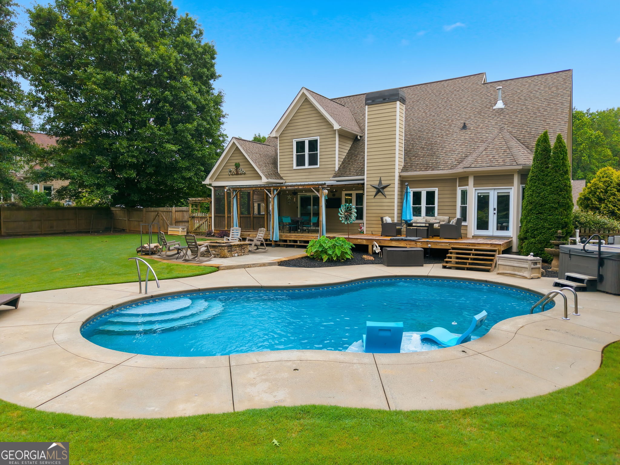 212 Autumn Glen TRL
