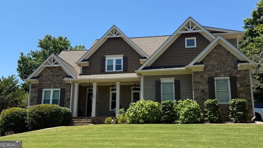 Photo of 212 Autumn Glen Trail, Woodstock, GA 30188 (MLS # 10761954)