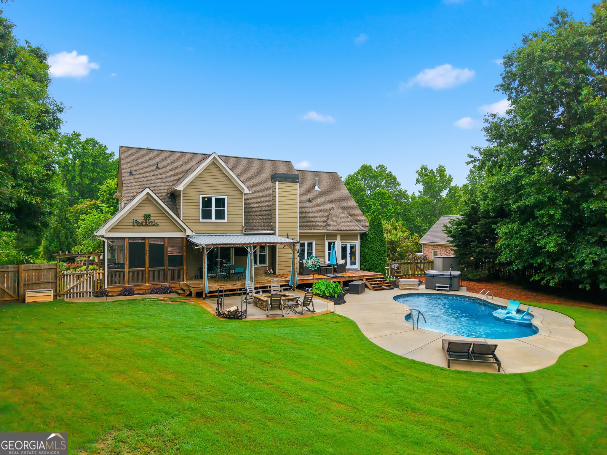 212 Autumn Glen TRL
