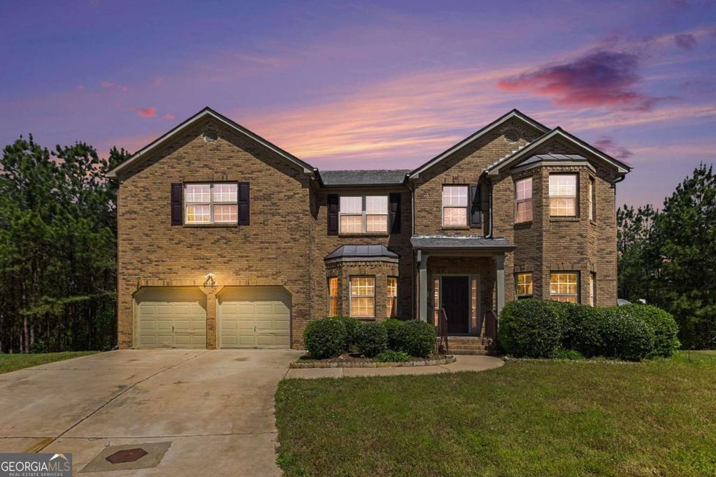 Photo of 5529 Dendy Trace, Fairburn, GA 30213 (MLS # 10738342)