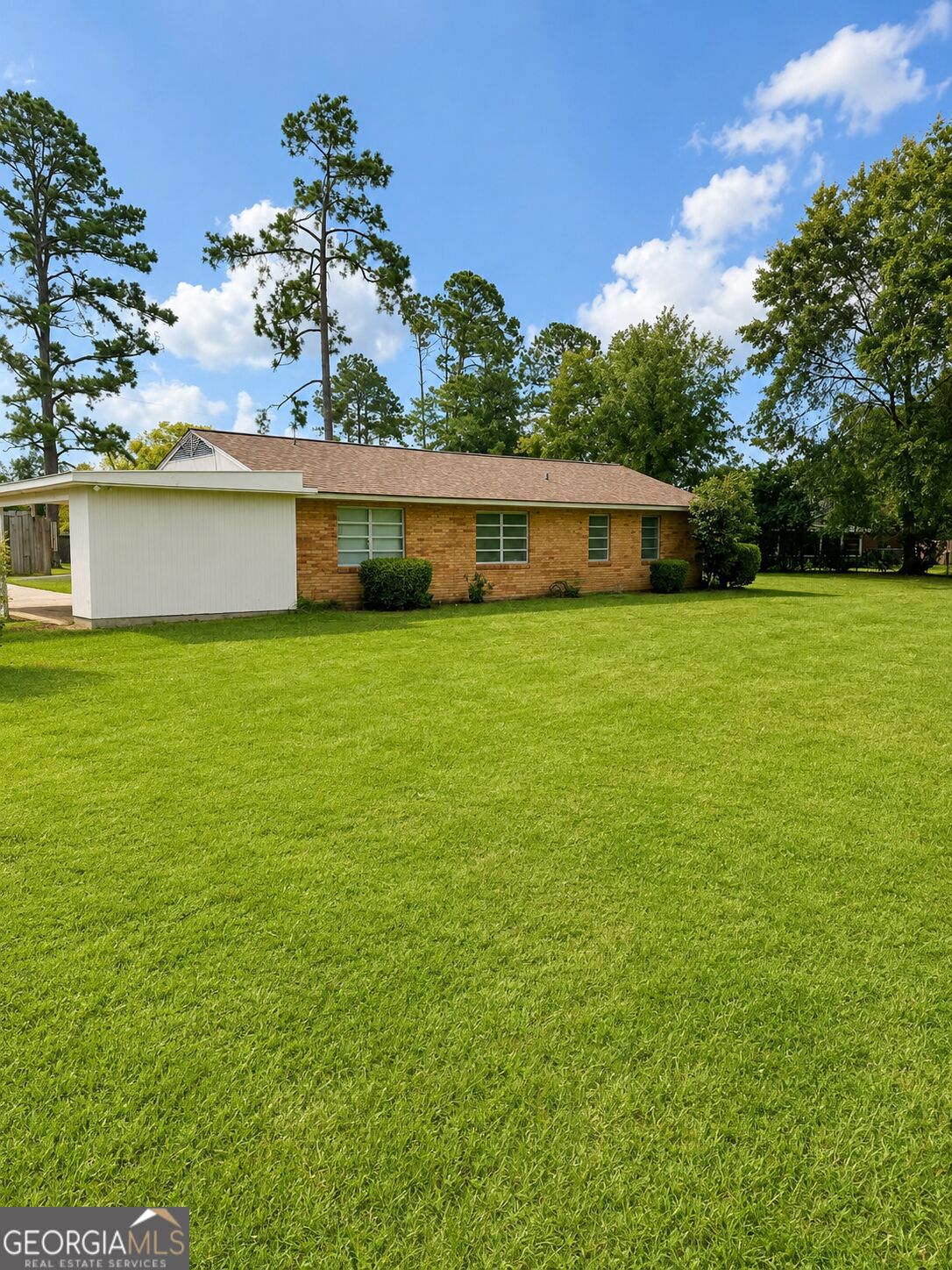 1301 Acton DR
