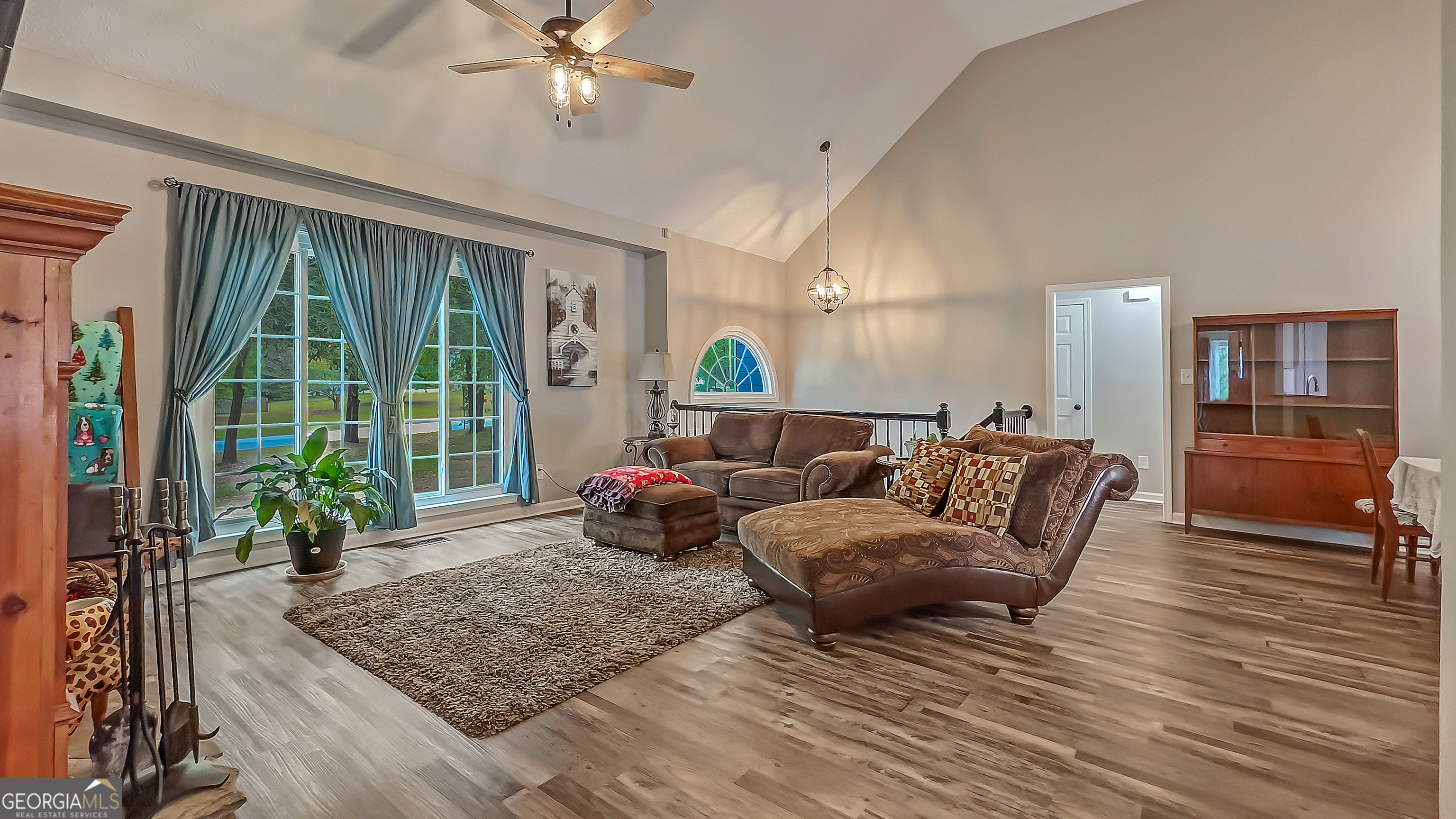 251 Eagle Lake DR