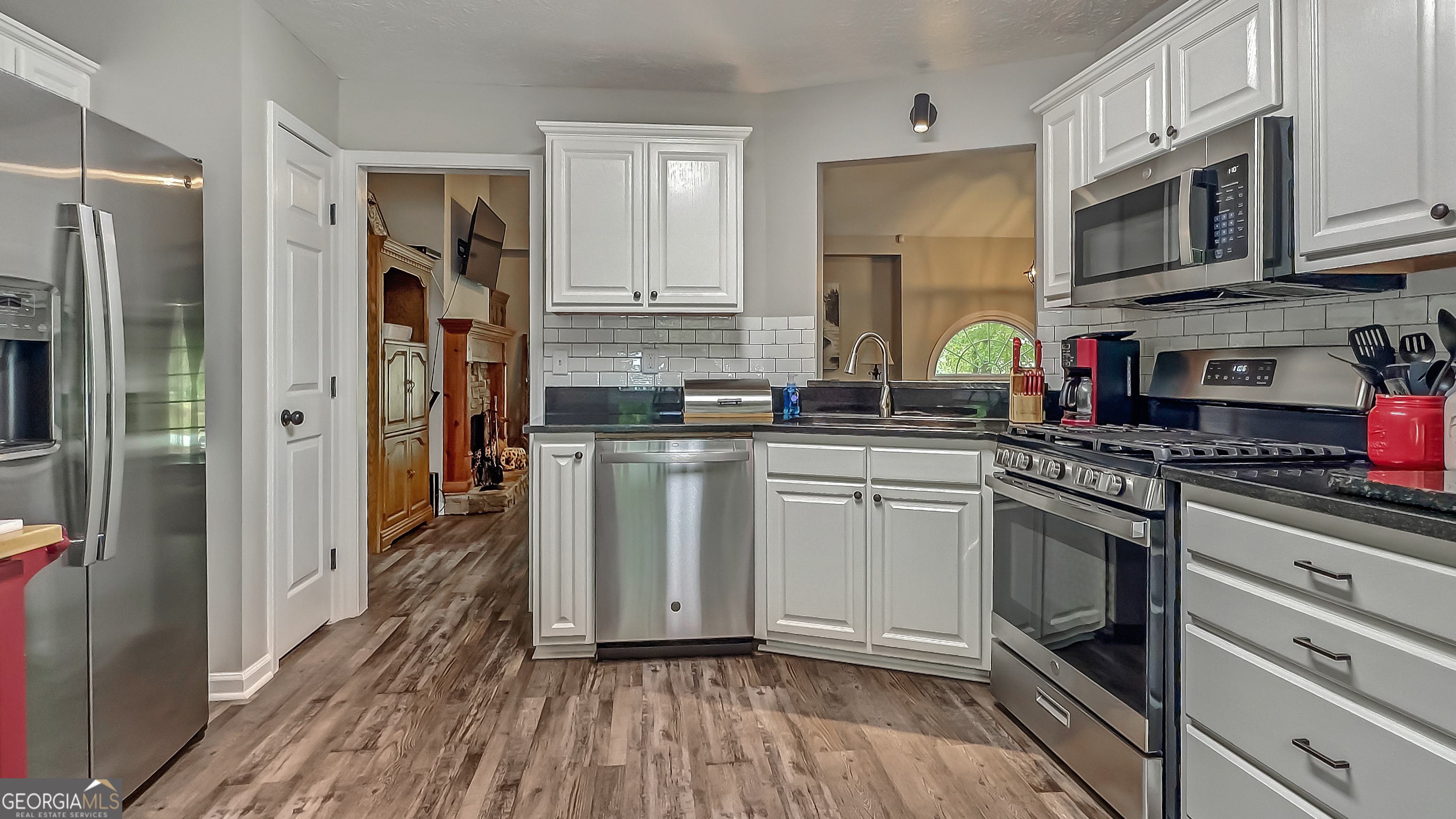 251 Eagle Lake DR