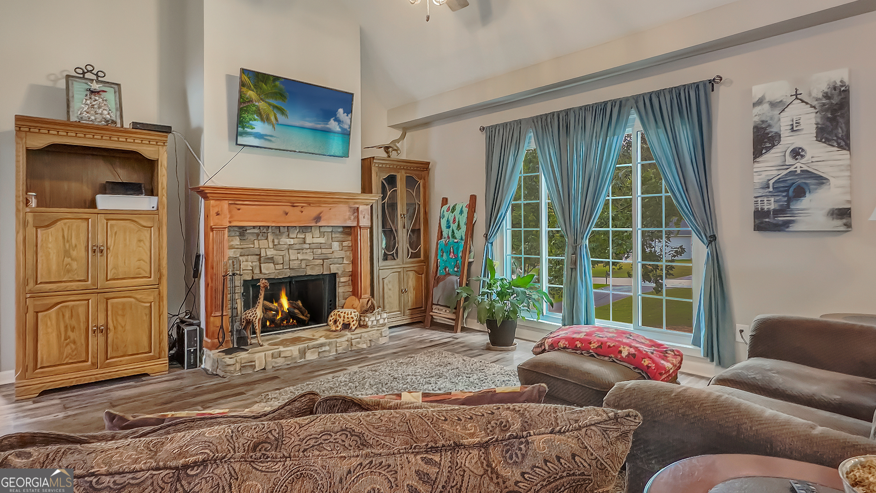 251 Eagle Lake DR