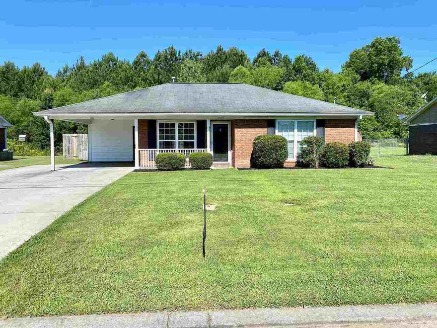 Renovated three bedroom, 2 bath home in Garden Lakes. New flooring, fresh paint. Fenced in backyard with outbuilding. Great landscaping! Move in ready!