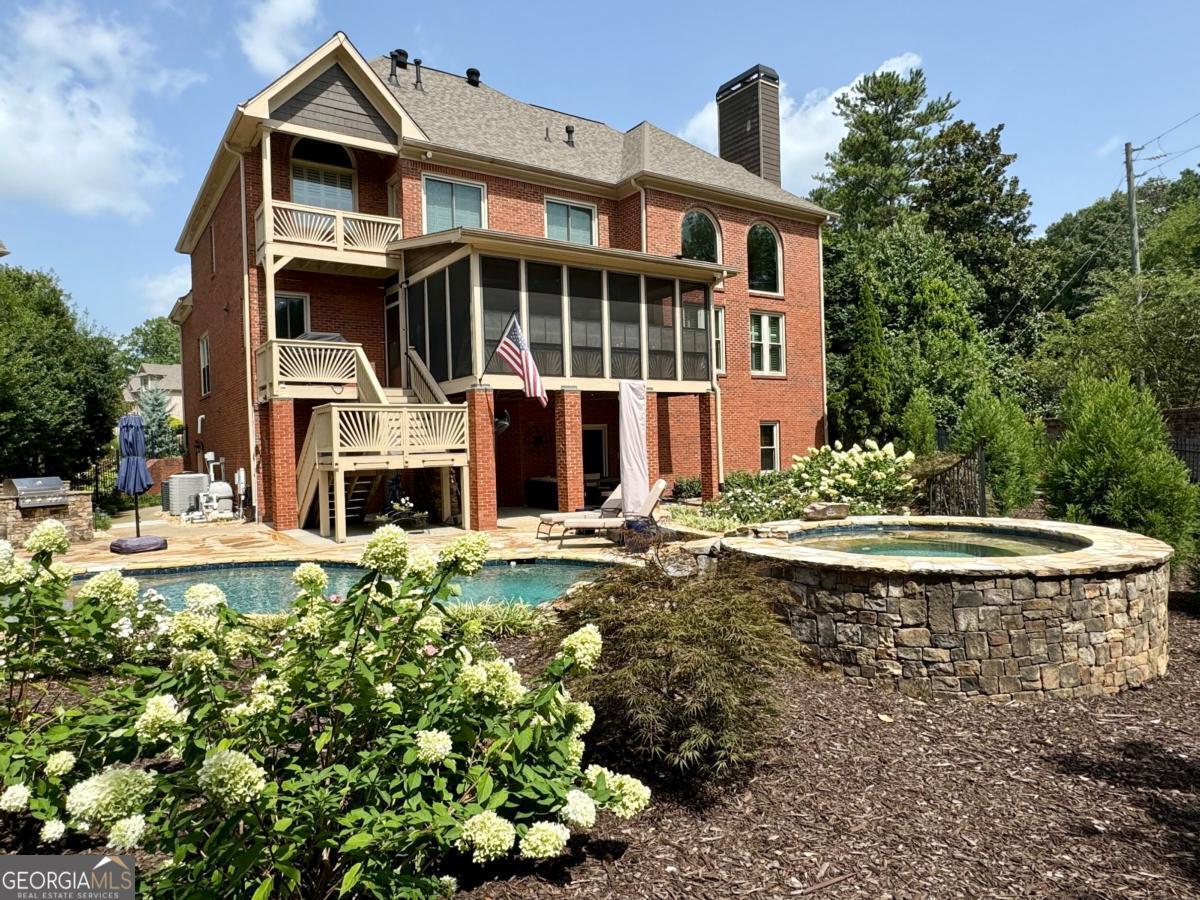 Haynes Manor - Residential
