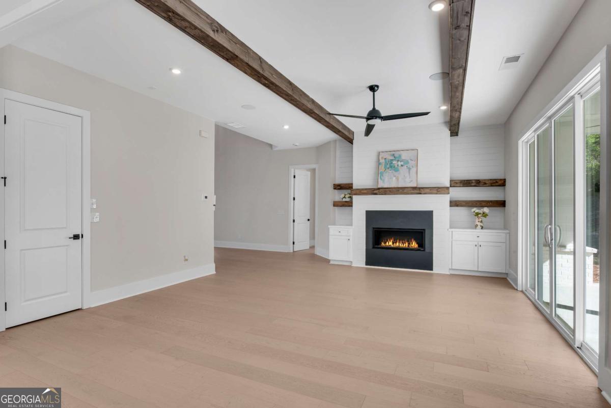 The Retreat at Caney Creek - Residential Income