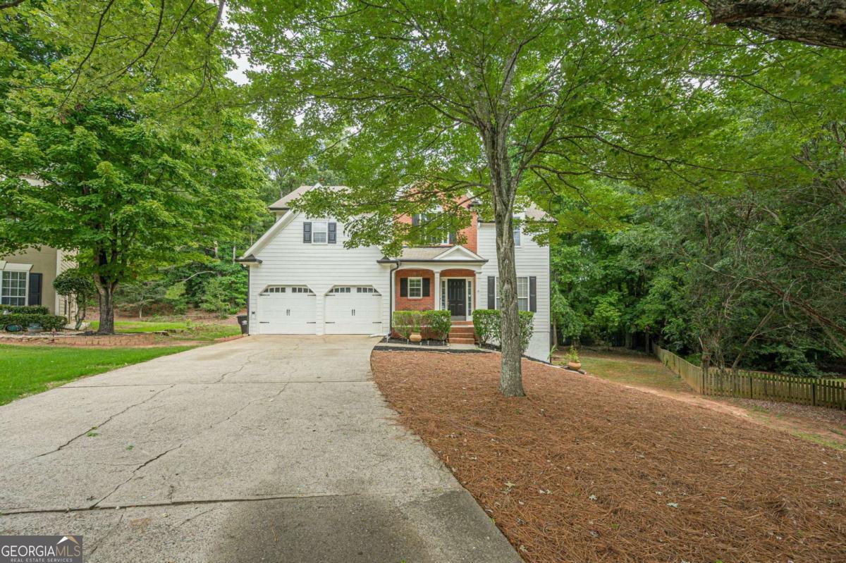 4223 Glenlake PKWY NW